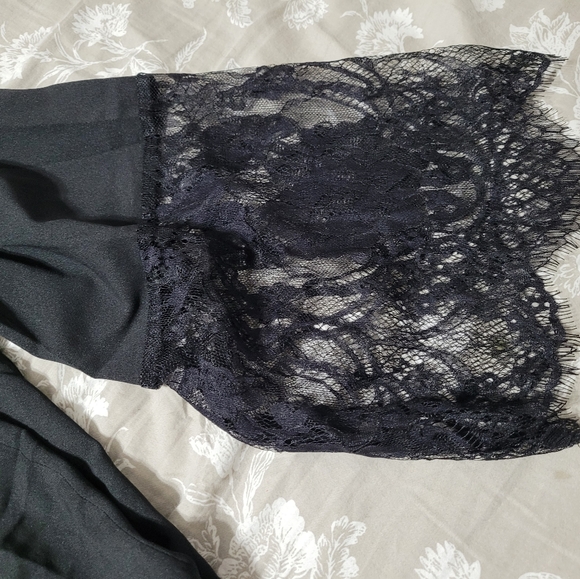 🎉HP🎉 Robe. Light weight. Black. 5X. Shein - Picture 4 of 4